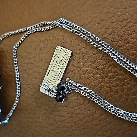 5/$25 PAPARAZZI Laugh Pendant Chain Necklace Earrings Set - Picture 4 of 5